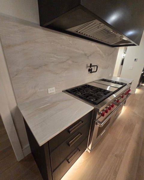 Quartzite countertop and backsplash